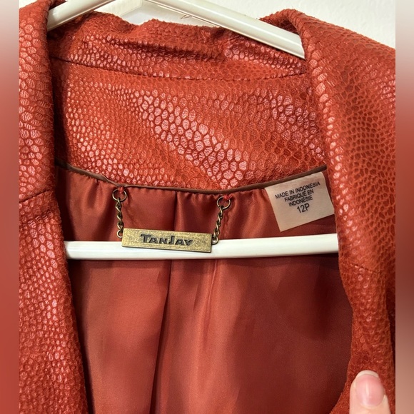 🎉4/30$🎉 TanJay Vintage Orange Faux Leather Jacket – 12P 🧡 - Picture 2 of 5
